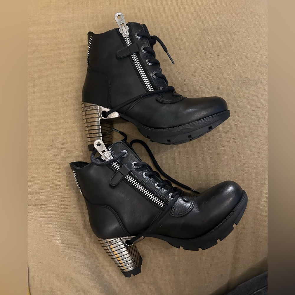 New Rock Stylish Black Lace-Up Ankle Boots with Metallic Heel - Picture 4 of 5